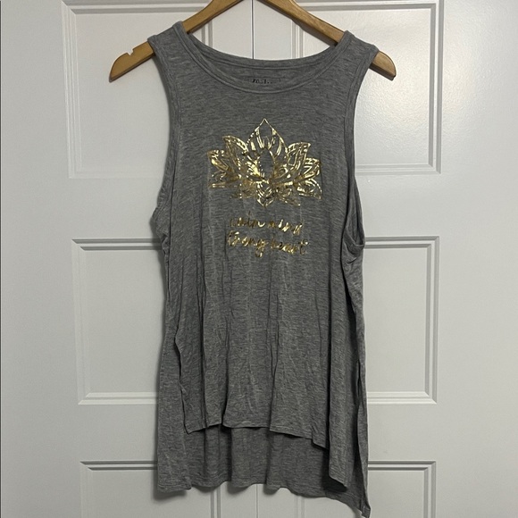 “Calm mind strong heart” oversized yoga top - Picture 1 of 4